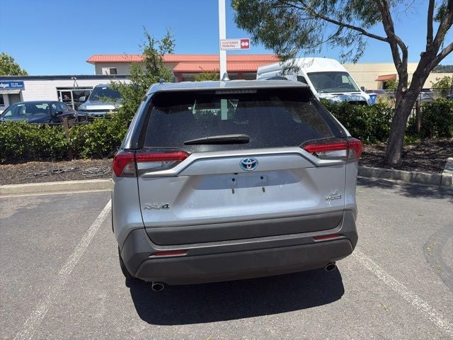 2022 Toyota RAV4 Hybrid LE