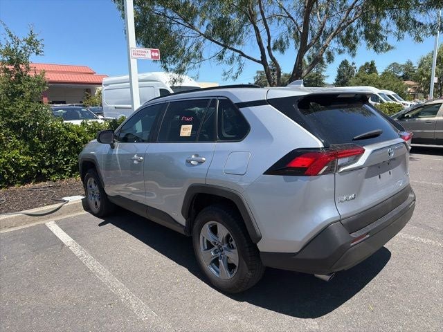 2022 Toyota RAV4 Hybrid LE