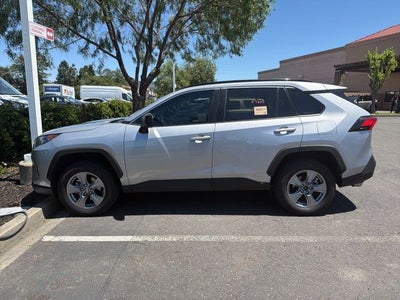 2022 Toyota RAV4 Hybrid LE