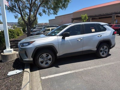 2022 Toyota RAV4 Hybrid LE