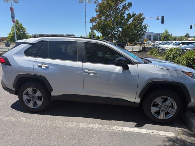 2022 Toyota RAV4 Hybrid LE