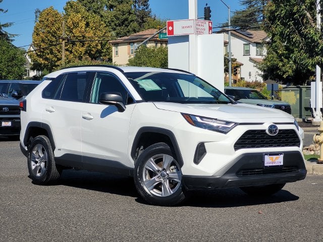 2025 Toyota RAV4 Hybrid LE