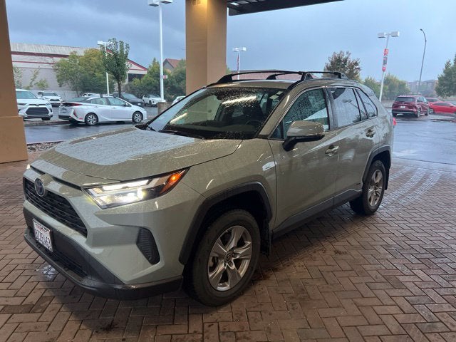 2022 Toyota RAV4 Hybrid XLE