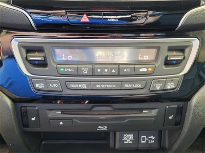 2020 Honda Pilot Touring 8 Passenger