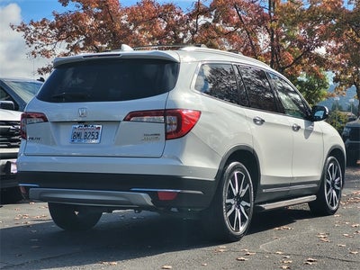 2020 Honda Pilot Touring 8 Passenger
