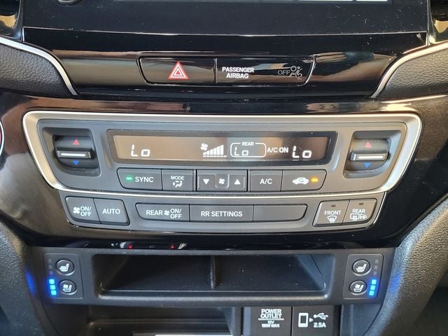 2019 Honda Passport Elite