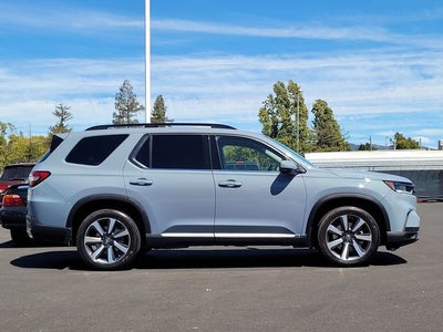 2025 Honda Pilot Touring