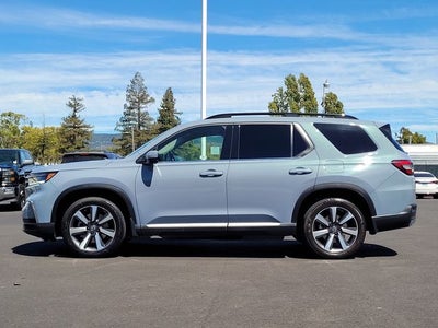 2025 Honda Pilot Touring