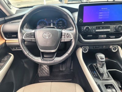 2024 Toyota Grand Highlander Platinum