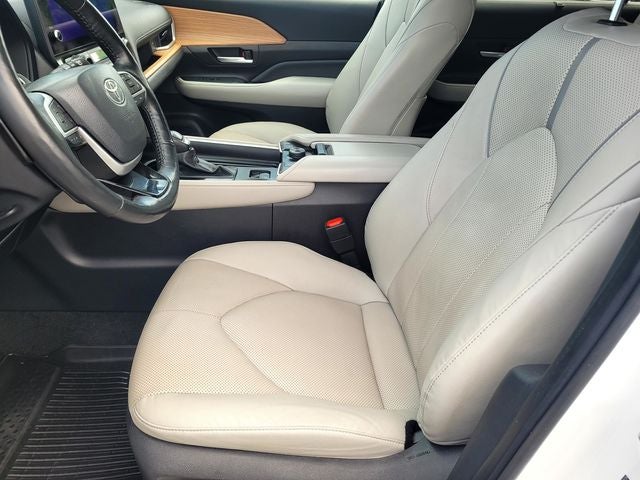 2024 Toyota Grand Highlander Platinum