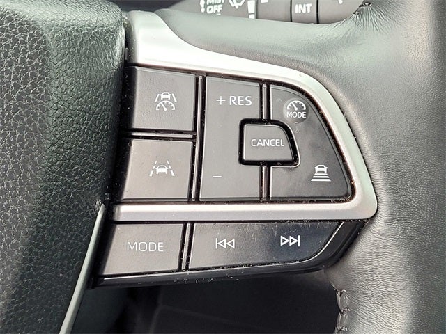 2024 Toyota Grand Highlander XLE AWD 8 Passenger