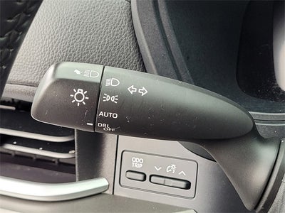 2024 Toyota Grand Highlander XLE AWD 8 Passenger