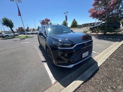 2025 Toyota Grand Highlander Hybrid MAX Platinum