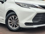 2021 Toyota Sienna LE 8 Passenger