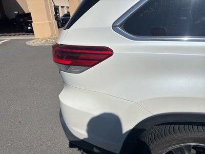 2019 Toyota Highlander Hybrid Hybrid Limited Platinum