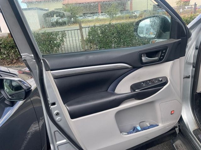 2018 Toyota Highlander Hybrid Limited Platinum