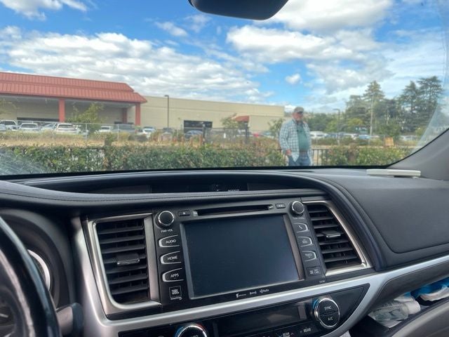 2018 Toyota Highlander Hybrid Limited Platinum
