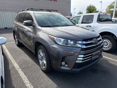 2017 Toyota Highlander Limited