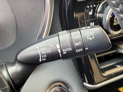 2023 Toyota Highlander Hybrid Platinum