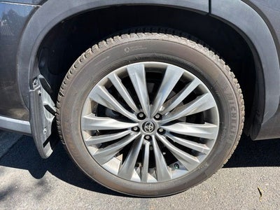 2021 Toyota Highlander Platinum