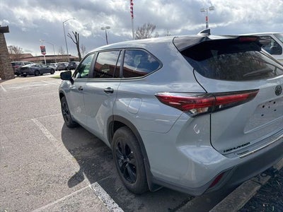 2024 Toyota Highlander Hybrid LE Nightshade