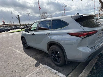 2024 Toyota Highlander Hybrid LE Nightshade