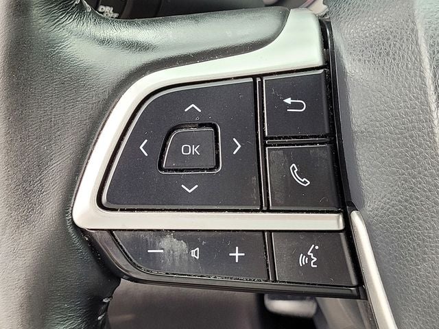 2024 Toyota Highlander Hybrid LE Nightshade