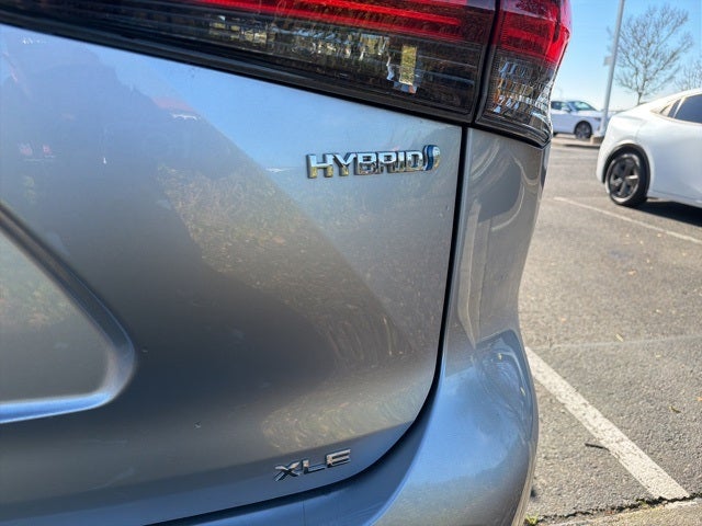 2024 Toyota Highlander Hybrid XLE