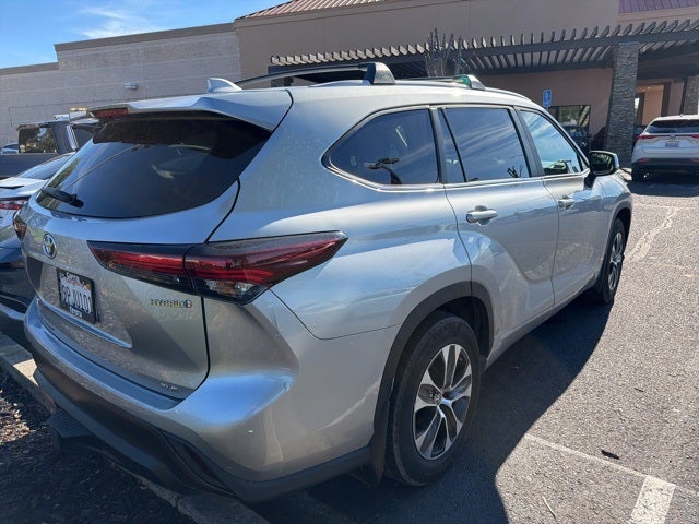 2024 Toyota Highlander Hybrid XLE