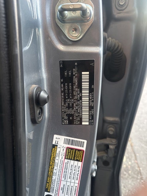 2023 Toyota Highlander LE