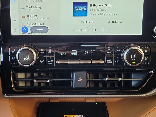 2024 Toyota Highlander Platinum