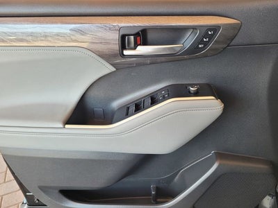 2023 Toyota Highlander Limited