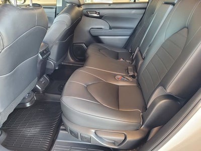 2023 Toyota Highlander XLE