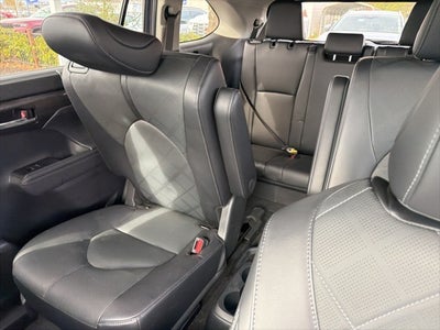 2024 Toyota Highlander Platinum