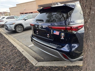 2024 Toyota Highlander Platinum