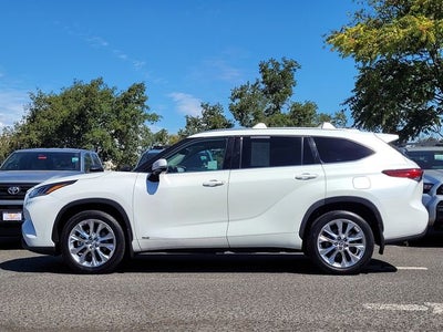 2023 Toyota Highlander Hybrid Limited