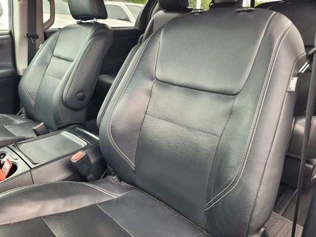2017 Toyota Sienna SE 8 Passenger