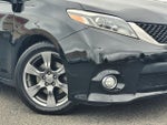 2017 Toyota Sienna SE 8 Passenger