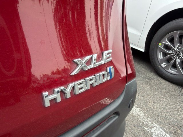 2023 Toyota Sienna XLE 8 Passenger