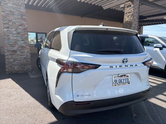 2025 Toyota Sienna XLE