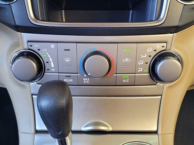 2013 Toyota Highlander Base