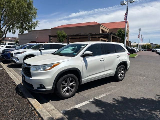 2014 Toyota Highlander LE Plus V6