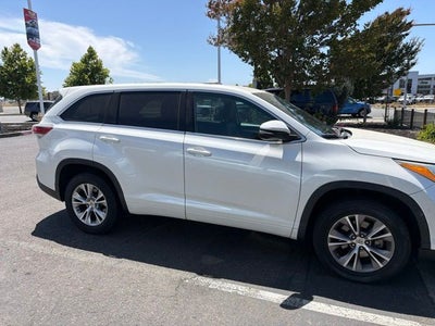 2014 Toyota Highlander LE Plus V6