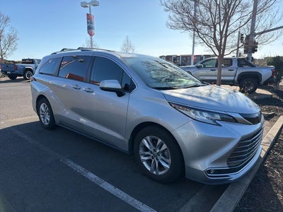 2021 Toyota Sienna 7 Passenger