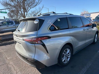 2021 Toyota Sienna 7 Passenger