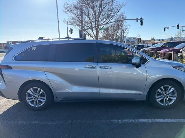 2021 Toyota Sienna 7 Passenger
