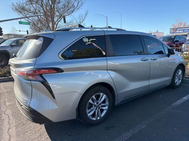 2021 Toyota Sienna 7 Passenger