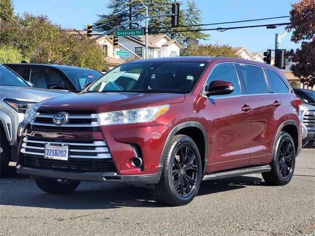 2017 Toyota Highlander LE