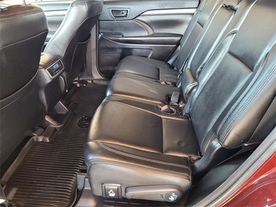 2017 Toyota Highlander LE