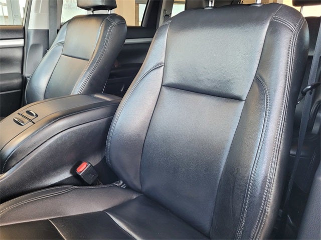 2017 Toyota Highlander LE